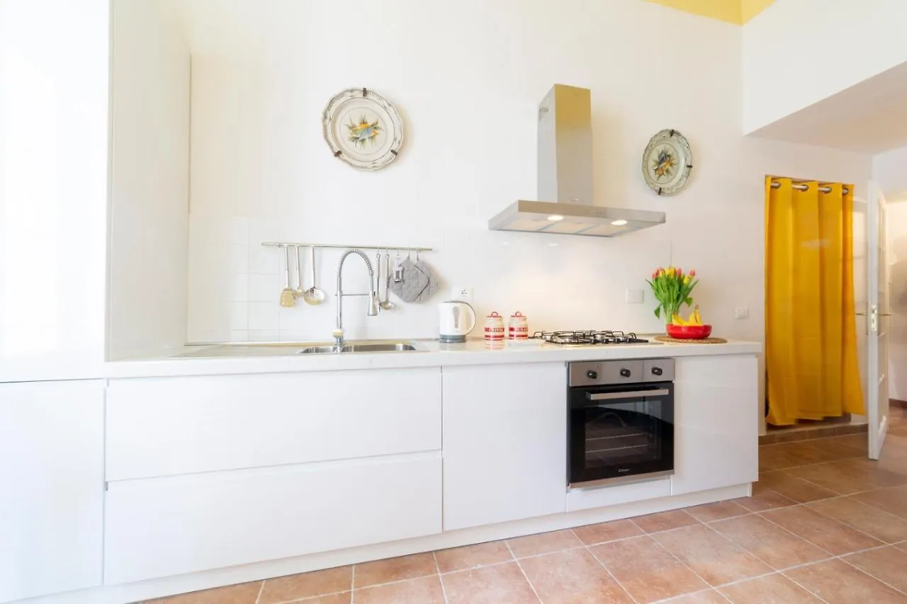 Lungarno Attic With Private Terrace And Lift Apartment Florence