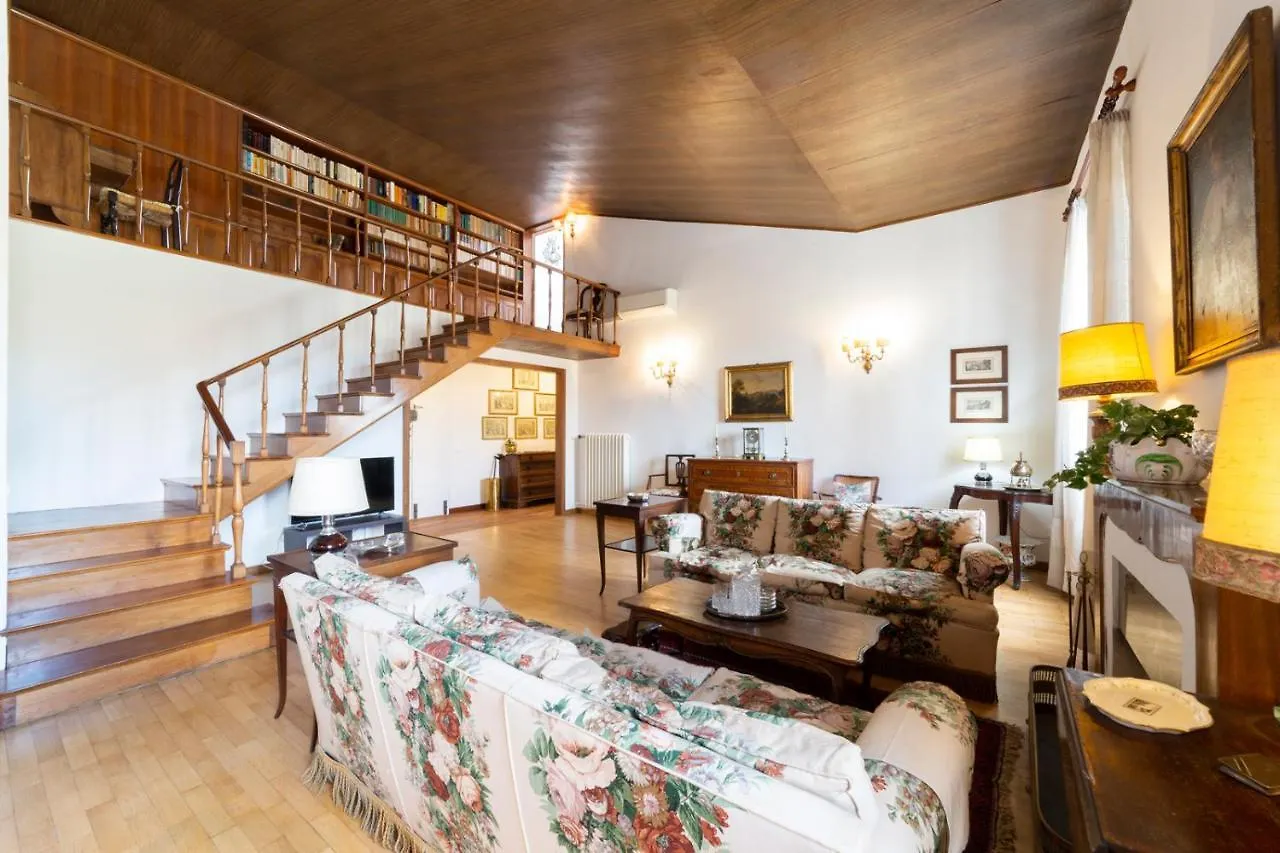 Lungarno Attic With Private Terrace And Lift Apartment Florence 0*,